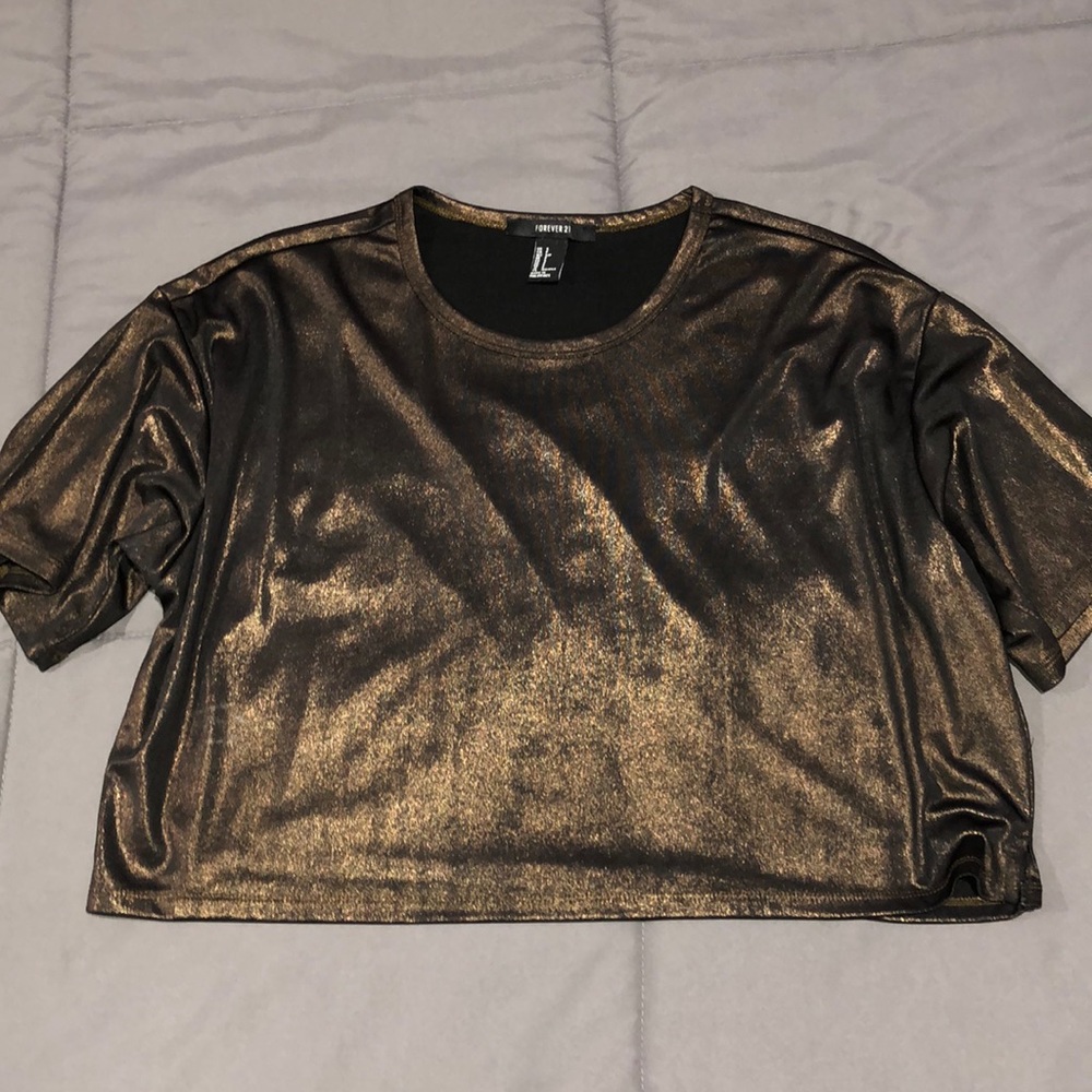 Bronze crop top